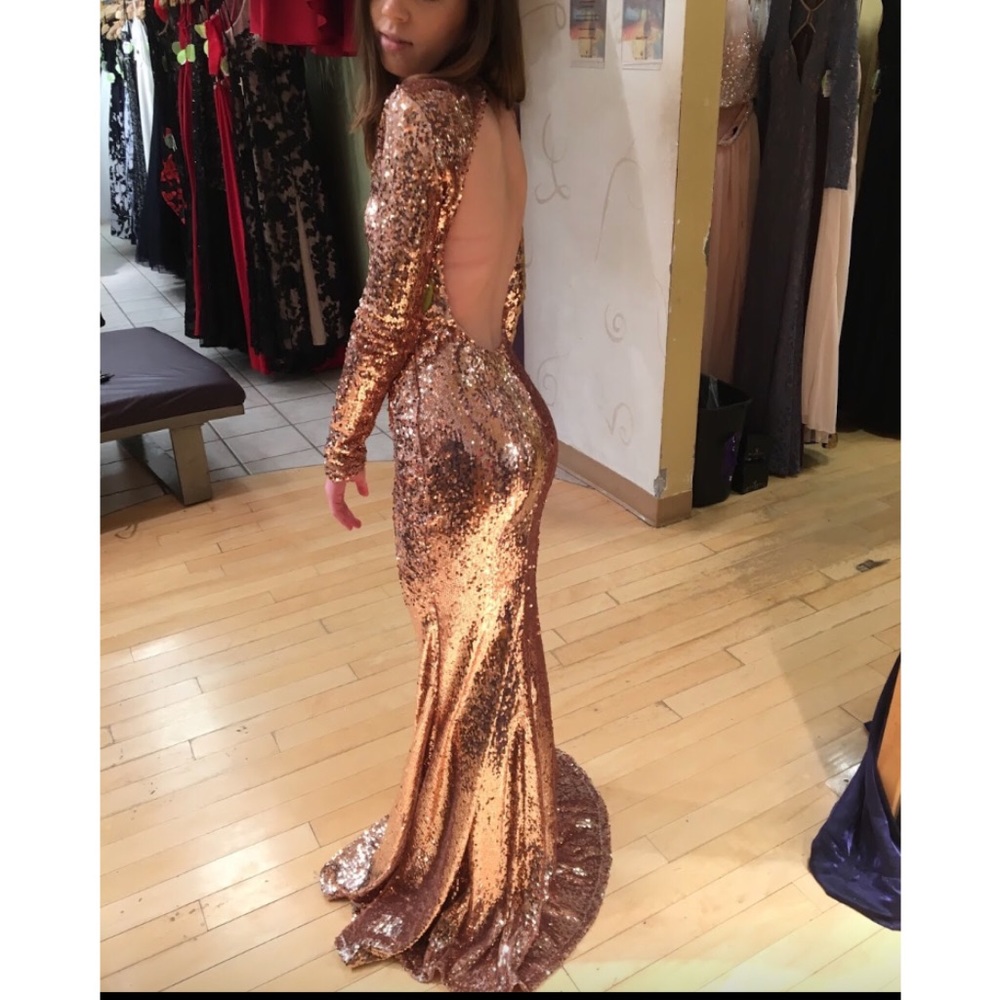 GOLD SEQUINED HOMECOMING/PROM DRESS